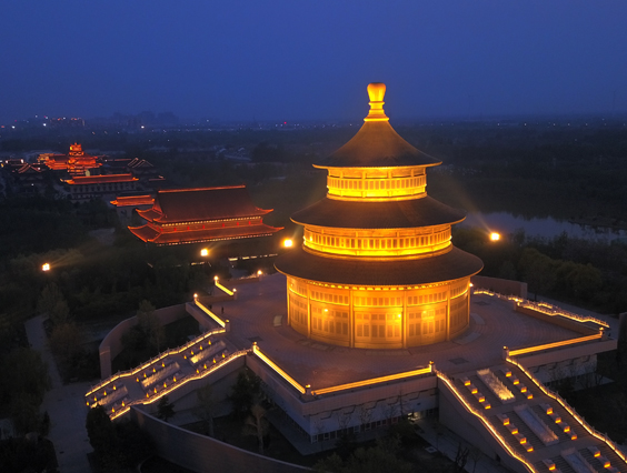 月色印古寺，光影绘禅意 — 伟德BETVlCTOR1946照明庆云金山寺项目
